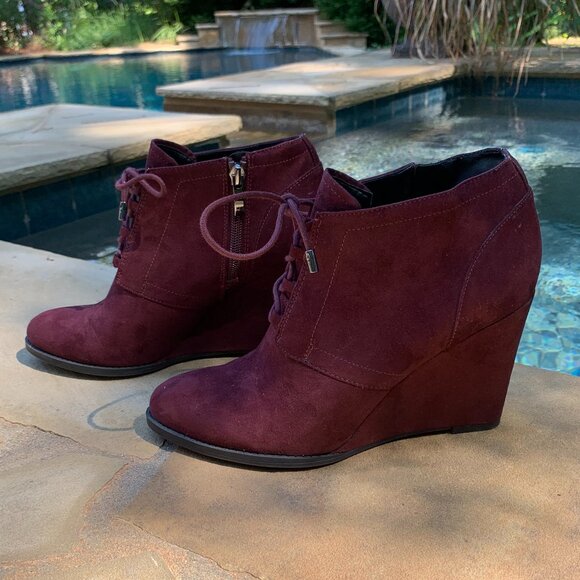 Franco Sarto Lennon Faux Suede Wedge Booties Sz 7.5 - Picture 6 of 16